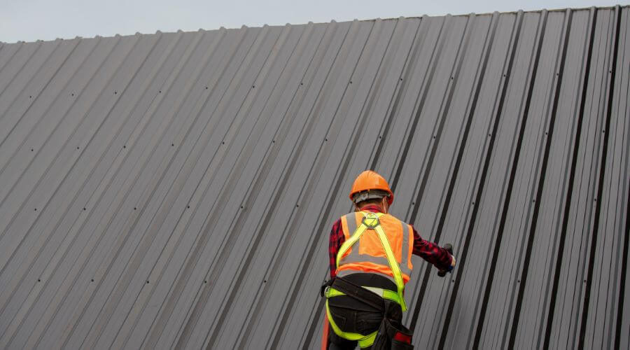 Professional gutter cleaning in Clyo, GA